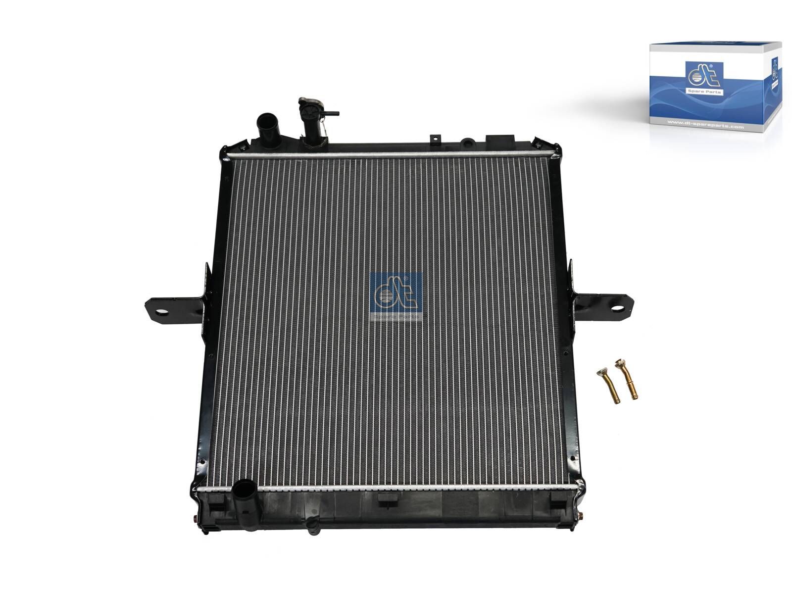 DT Spare Parts 15.00063 Radiator, L: 620 mm, W: 588 mm, T: 36 mm