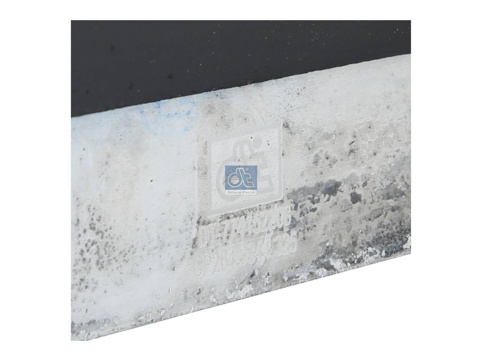 DT Spare Parts 1.23325 Evaporator, L: 344 mm, W: 195 mm, T: 50 mm