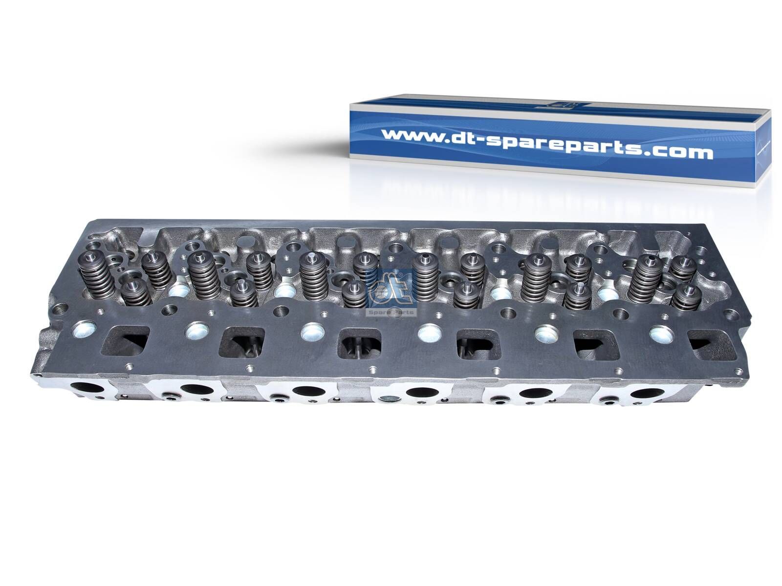 DT Spare Parts 4.65551 Cylinder head, with valves