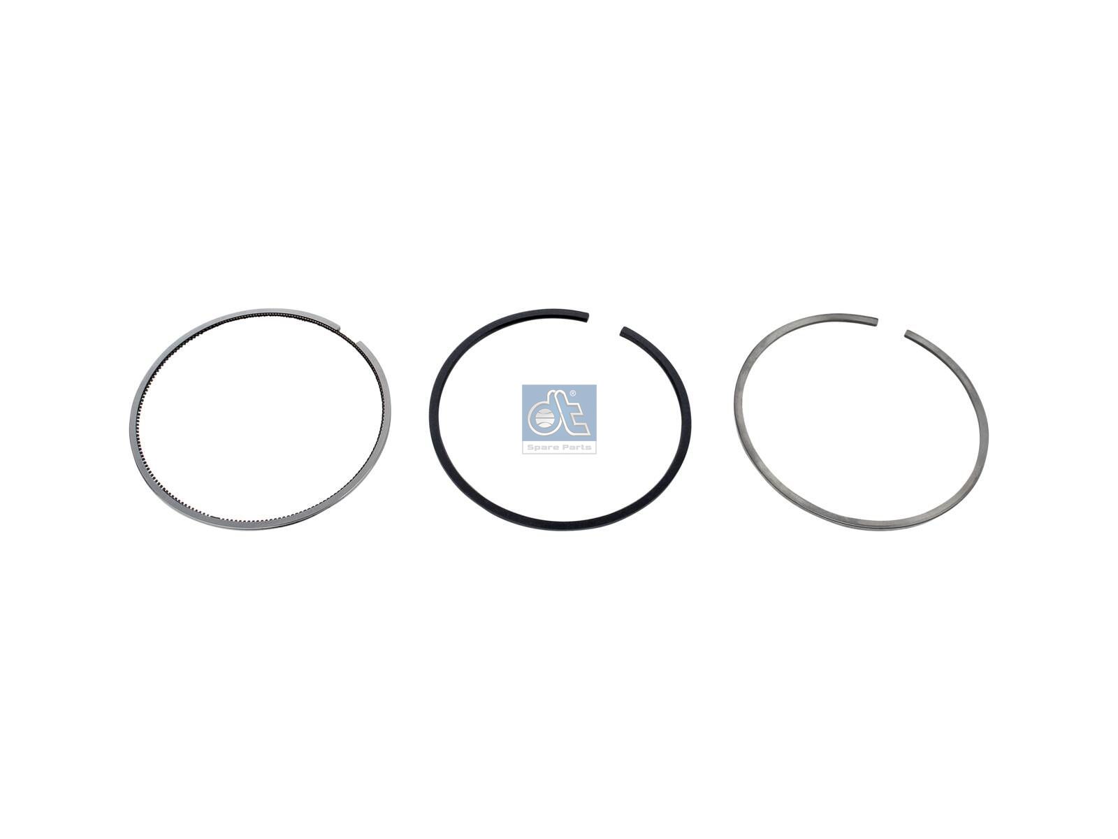 DT Spare Parts 4.92037 Piston ring kit, D: 83 mm