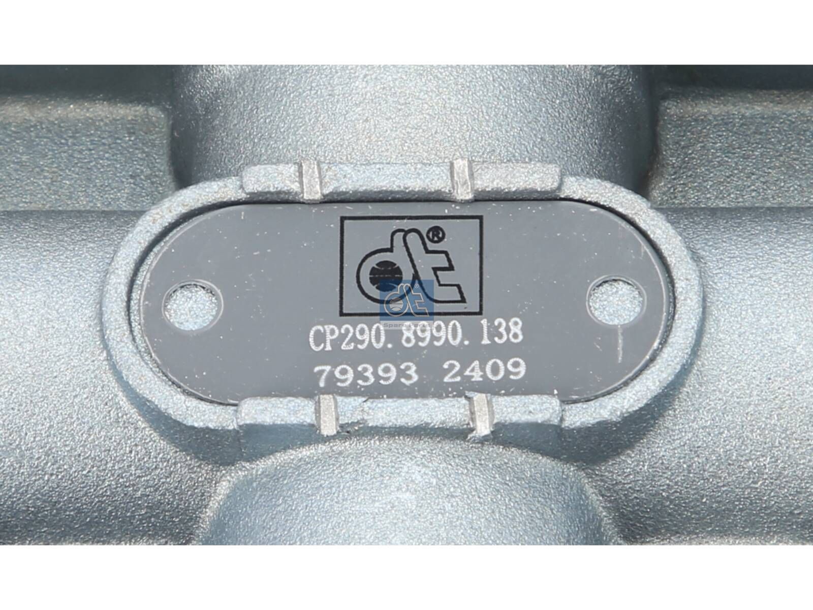 DT Spare Parts 7.16138 4-circuit-protection valve, M16 x 1,5, M22 x 1,5, max. 13 bar, Po21: 7 bar, Po22: 7 bar, Po23: 7 bar, Po24: 7 bar, Pc21: 4.5 bar, Pc22: 4.5 bar, Pc23: 4.5 bar, Pc24: 4.5 bar
